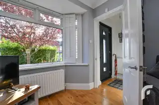 25 Voltaire GardensImage 21