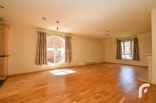 9 Downview ManorImage 9