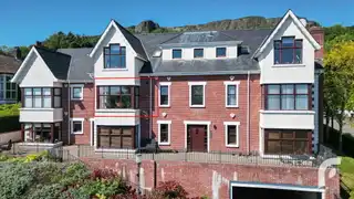 Apt 3 2 Glencoe ParkImage 2