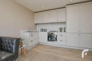 Apt 3 2 Glencoe ParkImage 16