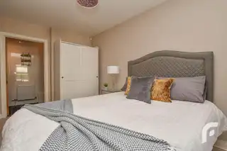 Apt 3 2 Glencoe ParkImage 22