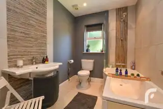 45 Fortwilliam DemesneImage 24