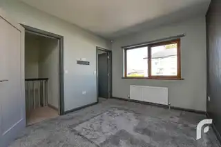16 GlenavnaImage 17