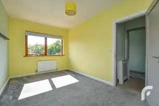 16 GlenavnaImage 23