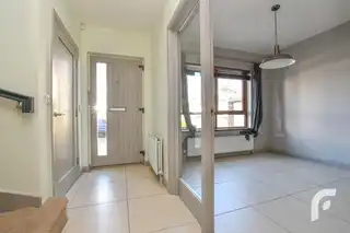 16 GlenavnaImage 6