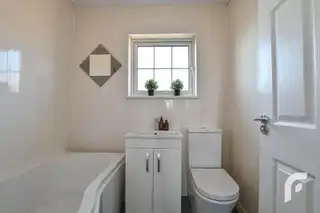 11 Abbeyville GardensImage 12