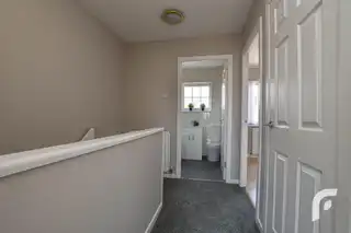 11 Abbeyville GardensImage 29