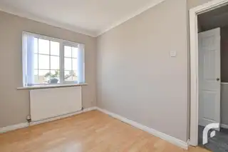 11 Abbeyville GardensImage 17