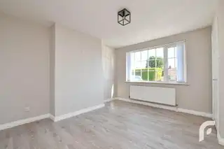 11 Abbeyville GardensImage 16