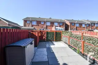 11 Abbeyville GardensImage 21