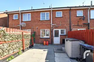 11 Abbeyville GardensImage 10