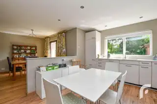 21 Jordanstown HeightsImage 18