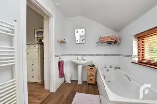 21 Jordanstown HeightsImage 23