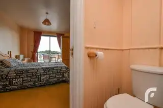 Apartment 16 St George`s HarbourImage 23