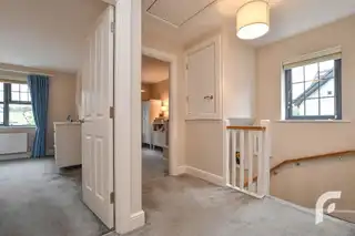 9 Oakfield ParkImage 23