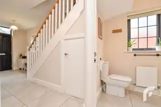 9 Oakfield ParkImage 12