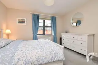 9 Oakfield ParkImage 25