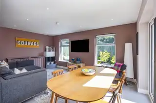 41 Circular RoadImage 16