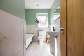 41 Circular RoadImage 34