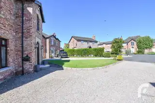 7 Hedgelea GroveImage 5