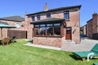 7 Hedgelea GroveImage 50