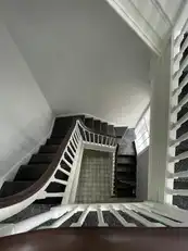 Apt 4, 20 Upper English StreetImage 11