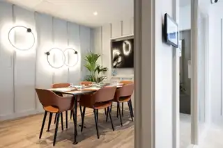 Suite 1AImage 5