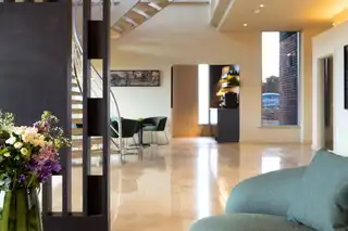 Suite 101Image 22