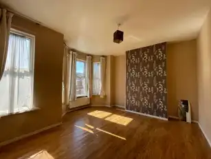 7 Manor StreetImage 6