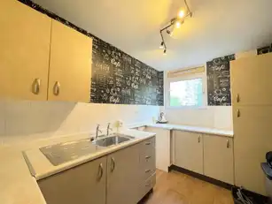 2B Riverdale HouseImage 9