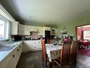 15 Beech GroveImage 7