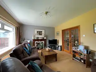 15 Beech GroveImage 3
