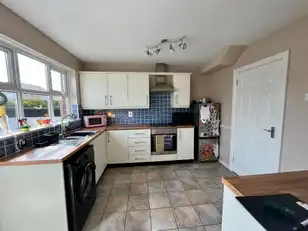25 Hillview CourtImage 5