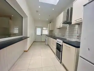 14 Fairymount TerraceImage 5