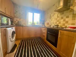 Apt 63 Rosebrook GroveImage 4