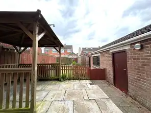 30 Fairview GardensImage 11