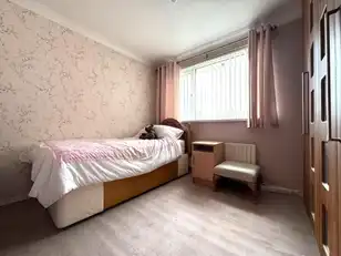 30 Fairview GardensImage 7