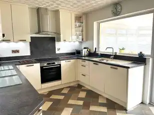 10 Baird CrescentImage 14