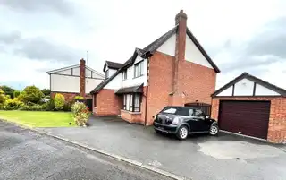 10 Baird CrescentImage 4