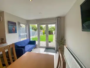 19E Downshire RoadImage 9