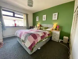 18 Blackthorn ParkImage 8