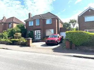 15 Downshire GardensImage 3