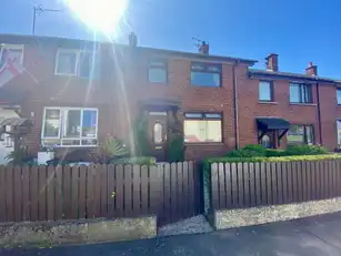 4 Carrickfern GardensImage 12