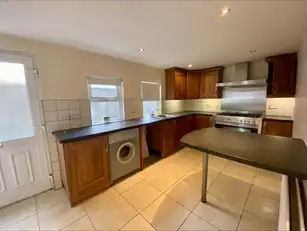 47 Curran RoadImage 5