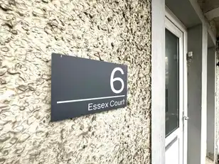 6 Essex CourtImage 6