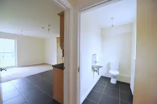 27 Linen PlaceImage 6
