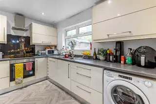 6 Annadale DriveImage 7