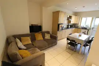 75 Ashley AvenueImage 3