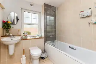 Apt 3 Beech HouseImage 13
