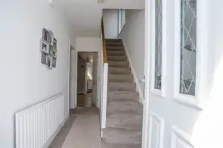 38 Sunnyhill ParkImage 2